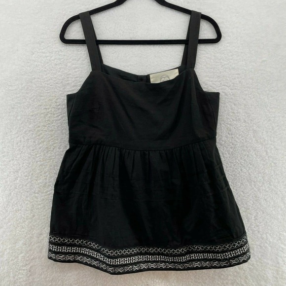 Amit Aggarwal womens top size medium Embroidered hem button back black - Picture 1 of 9